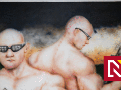 Chcem znásobiť pocit niečoho veľmi macho až toxického, hovorí o svojich obrazoch Michal Šumichrast — Denník N