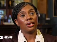 Kemi Badenoch nevylučuje dohodu toryovskej reformy po voľbách po Seneddovi