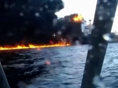 Ukrajinské námorné bezpilotné lietadlá zasiahli dva ropné tankery ruskej „tieňovej flotily“.