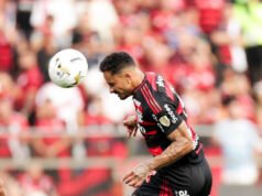 Flamengo sa pomstí Palmeirasovi a stáva sa prvým brazílskym štvornásobným šampiónom Libertadores
