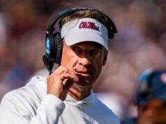 Lane Kiffin sa údajne vyhráža uprostred napätého odchodu z Ole Miss