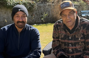 Tím Sunny Deol potvrdil, že Dharmendra zostane na pozorovaní 48 hodín