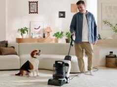Tineco Carpet ONE Cruiser je so zľavou 30 % a prakticky sa sám kĺže