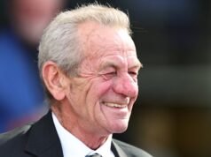 Ryan sa spolieha na skorú rýchlosť, aby párty začala v Rosehill