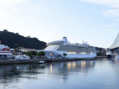 Príchod celebrít do Newcastlu predstavuje míľnik pre výletnú turistiku v Austrálii, posilňuje ich miestnu ekonomiku a regionálny cestovný ruch s novými možnosťami letov a ubytovania