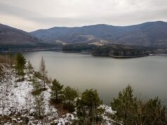 Mierna a hmlistá noc: Teploty neklesnú, na západe hrozí mrholenie