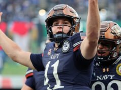 Krvavá ruka a všetko, Blake Horvath poháňa námorníctvo, aby zvíťazilo nad armádou