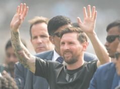 Messiho návšteva štadióna v Indii sa končí zmätkom a hádzaním stoličiek