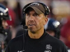 Penn State zachraňuje podivné vyhľadávanie HC s najatím Matta Campbella