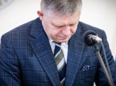 Smer prosí o reinkarnáciu svojej najhoršej chvíle. Zachraňuje ho špecifická skupina voličov. Zatiaľ