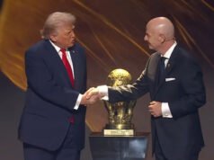 Trump vyhráva „cenu mieru“ vytvorenú FIFA