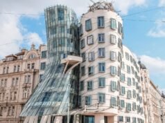 Vo veku 96 rokov zomrela architektonická legenda Frank Gehry